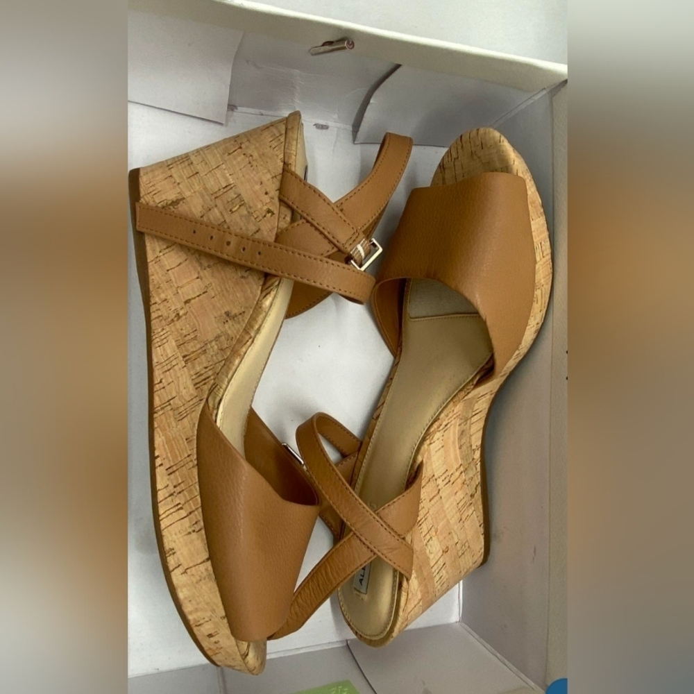 Alex Marie Claramir Leather Wedge Sandals Size 10 Like New W/Box - Picture 7 of 8